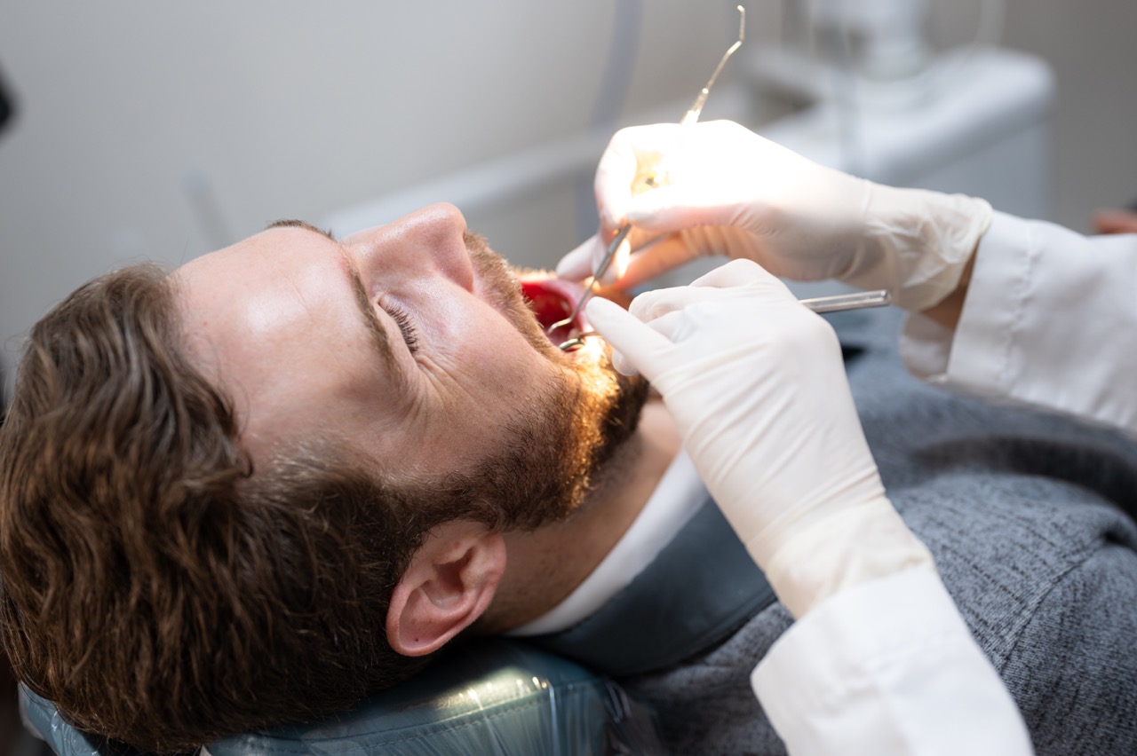 Emergency Dentist in Santa Clarita: Fast Relief When You Need It Most