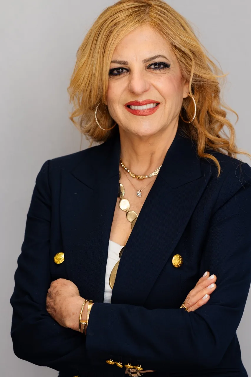 Portrait of Dr Liliana Khabbaz